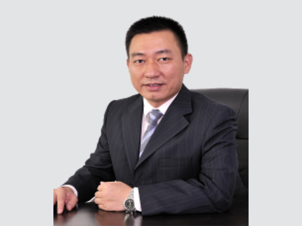 黄万君